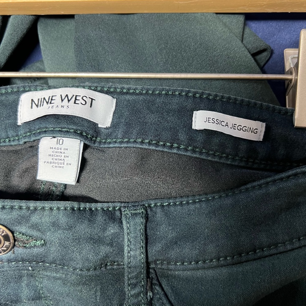 Dark jewel tone green jeggings